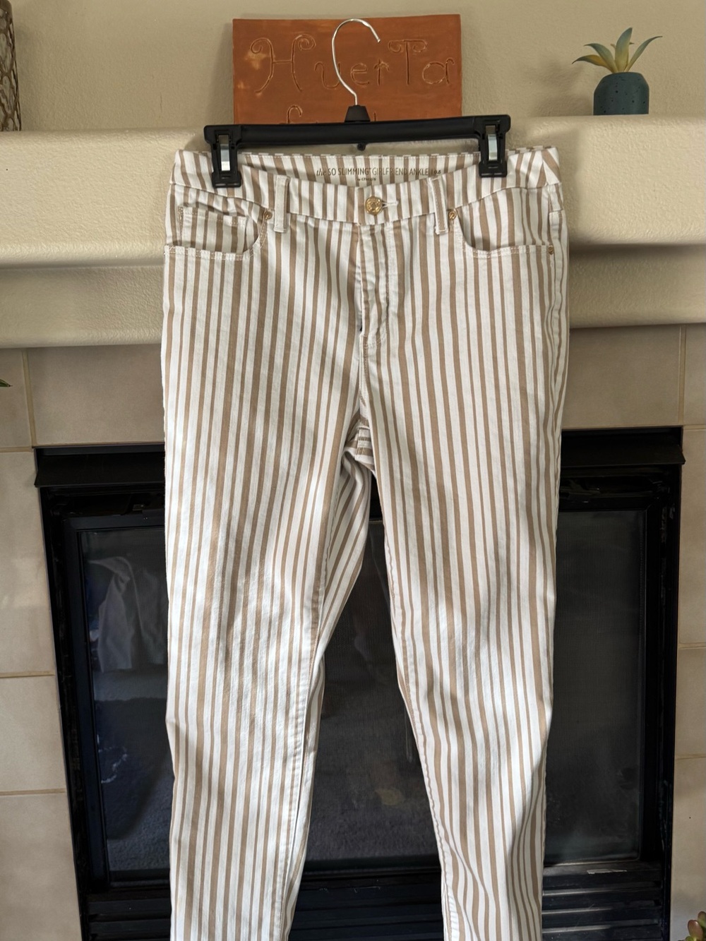 Chicos So Slimming Girlfriend Ankle Pants Size 0.5 US 4 Tan  Striped Stretch